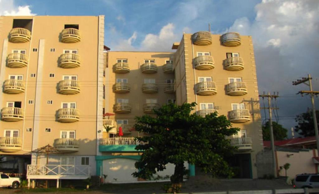 Hotel Art Deco Beach Ла-Сейба Экстерьер фото